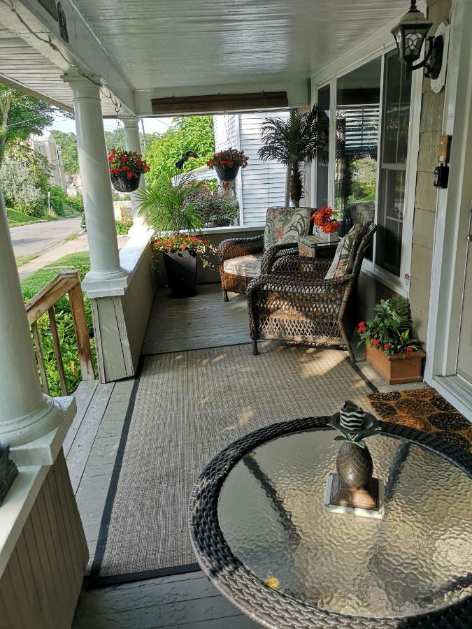 Your Oasis In Niagara Falls Canada מראה חיצוני תמונה