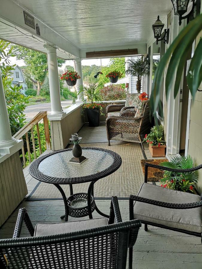 Your Oasis In Niagara Falls Canada מראה חיצוני תמונה